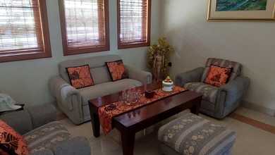 Rumah Mewah di Dago Pakar, Bandung, 8 KT, LT 1160m²