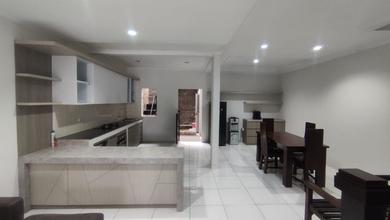 Rumah Minimalis Disewakan di Setra Duta, Bandung, Harga Ekonomis