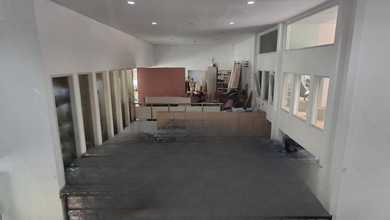 For Rent Ruang Usaha Strategis, Posisi Hoek 3 Lantai di Jalan Sutami Bandung