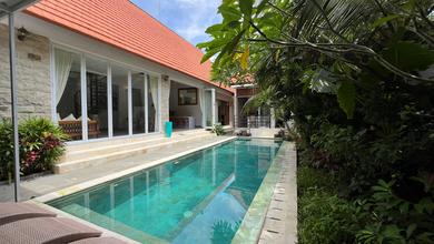 Rumah Area Premium Kerobokan, Badung - Harga Menarik 7,9 Miliar