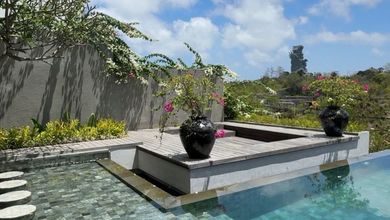 Jual Rumah Siap Huni di Jimbaran, Badung, LT 320 m2