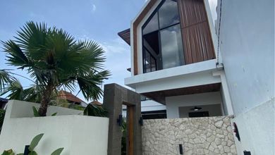 Rumah Mewah di Kawasan Canggu, Badung, LB 135m², Harga 2,65 Miliar