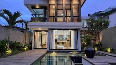Rumah Prestisius di Kawasan Jimbaran, Badung, LB 292m², Harga 10,5 Miliar