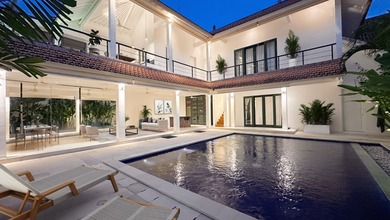 Rumah Elit Luas 283 m2, area Canggu, Badung