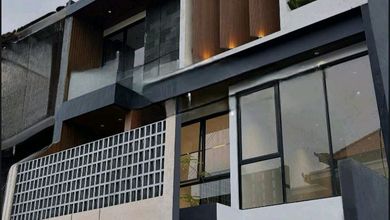 Hunian Prestisius di Kawasan Renon, Denpasar, LB 275m², Harga 4,85 Miliar