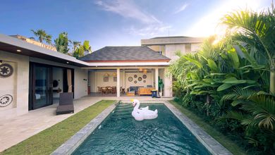 Dijual Rumah Strategis di Seminyak, Badung - LT 122m²