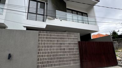 Dijual Rumah Strategis di Denpasar Selatan, Denpasar - LT 100m²