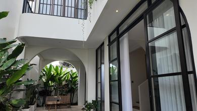 Villa Nyaman dan Tenang Area Uluwatu Sangat Strtategis untuk Usaha di Huni