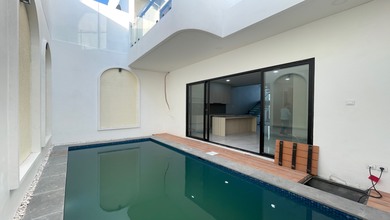 Penawaran Langka, rumah Mewah di Canggu, Badung, LB 205m²