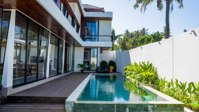 Villa Mewah View Pantai Selangkah ke Pantai dan Suasana Tenang