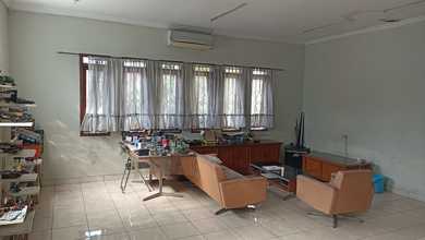 Rumah Mewah di Kawasan Bojongloa, Bandung, LB 560m², Harga 3,2 Miliar