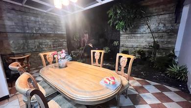 Jual Rumah Megah Luas 162 m2 di Kota Baru Parahyangan, Bandung
