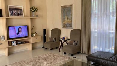 Jual Rumah Siap Tinggal di Antapani, Bandung, LT 305 m2