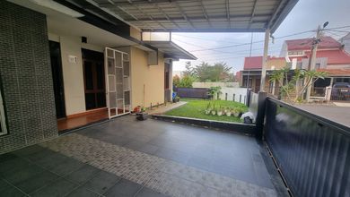 Jual Rumah Cantik LT 232 m2 area Antapani, Bandung