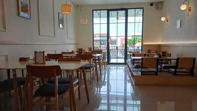 Ruko Hadap Jalan Boulevard di Gading Serpong, Cocok untuk Cafe/Resto