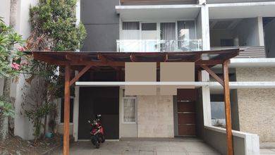 Jual Cepat Rumah Elit area Geger Kalong, Bandung, LT 168 m2