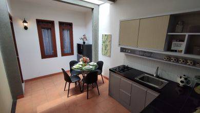Jual Rumah Siap Huni di Bandung Kota, Bandung, Luas 118 m2