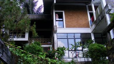 Dijual rumah Eksklusif di Cimenyan, Bandung - LT 1970m²