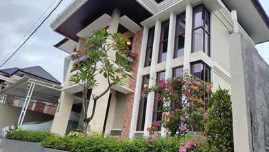 Rumah Elegan di Sanur Kaja, Denpasar, 4 Kamar Tidur, LT 210m²