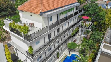 Villa 4 Lantai Dengan View Pemandangan Sawah Dan Pantai Di Canggu