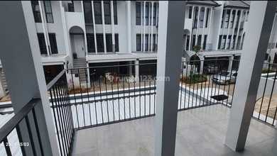 Rumah Sewa Nyaman Lokasi BSD, Tangerang, LB 188m²