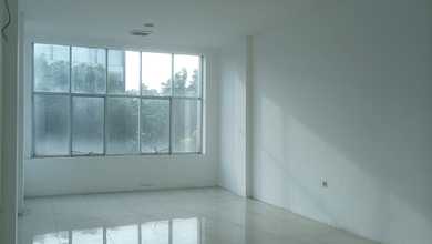 Disewakan Ruko di Arteri Kedoya Hadap Jalan Raya