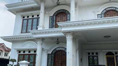 Rumah Elegan di Karawaci, Tangerang, 5 Kamar Tidur, LT 289m²