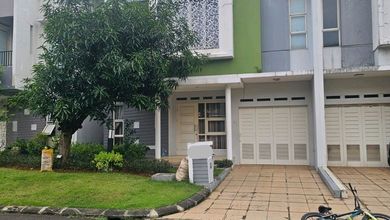 Kesempatan Eksklusif, rumah Mewah di Gading Serpong, Tangerang, LB 250m²
