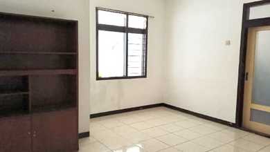 DIJUAL RUMAH KOST TERAWAT SUDIRMAN SAYAP