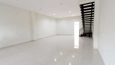 Ruko Modern area Ciateul, Bandung, Luas 144 m2