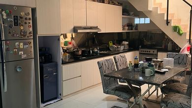 Rumah Area Luxury Singgasana, Bandung - Harga Menarik 4,8 Miliar