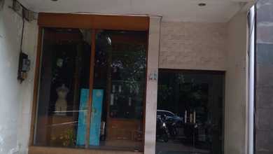 Buc Ruko Pinggir Jalan Besar Renon 2.5 Lantai Semi Furnish