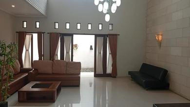 Penawaran Langka, rumah Mewah di Buah Batu, Bandung, LB 368m²