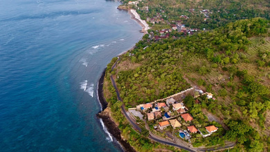 Kesempatan Tanah Murah di Amed, Karangasem, Luas 15000m²