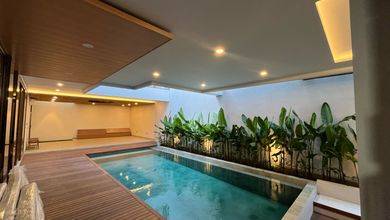 Dijual Villa Tropical Modern Berawa Canggu Bali