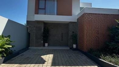 Rumah Villa 4 Bedrooms Renon Dekat Sanur Bali