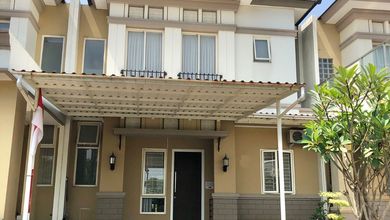 Rumah Mewah di Kawasan BSD Nusaloka, Tangerang, LB 148m², Harga 3,2 Miliar