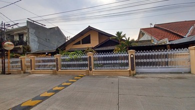 Rumah Prestisius di Kawasan Buah Batu, Bandung, LB 400m², Harga 3,49 Miliar