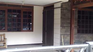 Hunian Mewah di Kawasan Regol, Bandung, LB 235m², Harga 2,9 Miliar