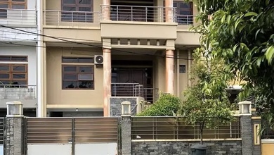 Penawaran Langka, rumah Mewah di Batununggal, Bandung, LB 300m²