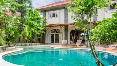 Dijual Cepat Villa Bergaya Mediterania Terawat Bagus Full Furnish Di Bali