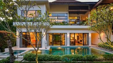 Villa Mewah Modern Tropis Dekat Pantai Mertasari Sanur, Denpasar. Dekat Hotel dan Restoran