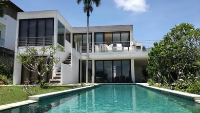 Rumah Mewah di Kuta Selatan, Badung, 4 Kamar Tidur, LT 1400m²