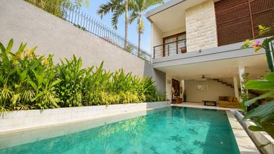Modern Tropical Villa Umalas, Kerobokan Bali. Furnished