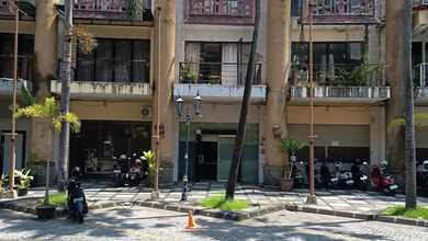 Ruko 4 Lantai Lokasi Premium di Dalam Kompleks Pertokoan