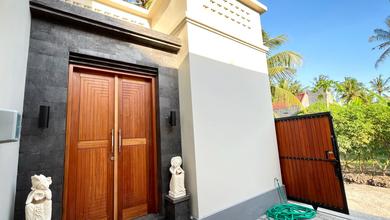 Vila Cantik 2 Lantai Semi Furnish View Sawah