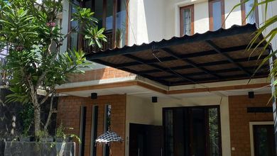 Jual Rumah Terkini di Kerobokan, Badung Luas 100 m2