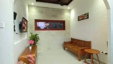 Vila Baru Modern Full Furnished Siap Huni Lokasi Strategis