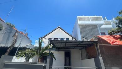 Kesempatan Rumah di Sidakarya, Denpasar, LB 110m², Harga 1,5 Miliar