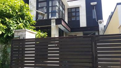 Rumah Prestisius di Kawasan Denpasar Selatan, Denpasar, LB 170m², Harga 2,75 Miliar